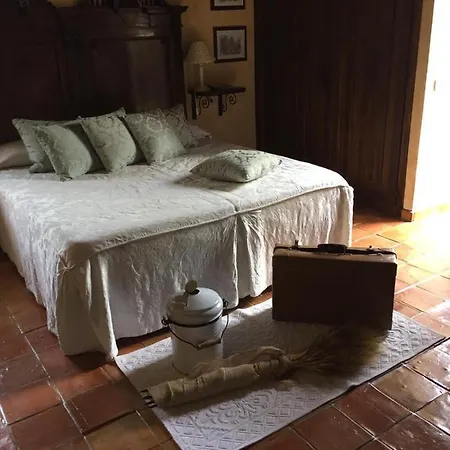 Domo De Bed & Breakfast Enas